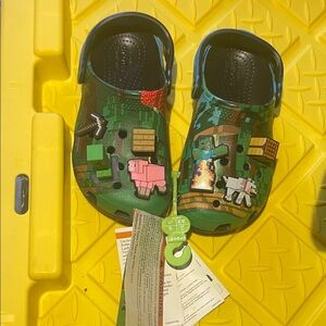 Kids Green and Black Clogs